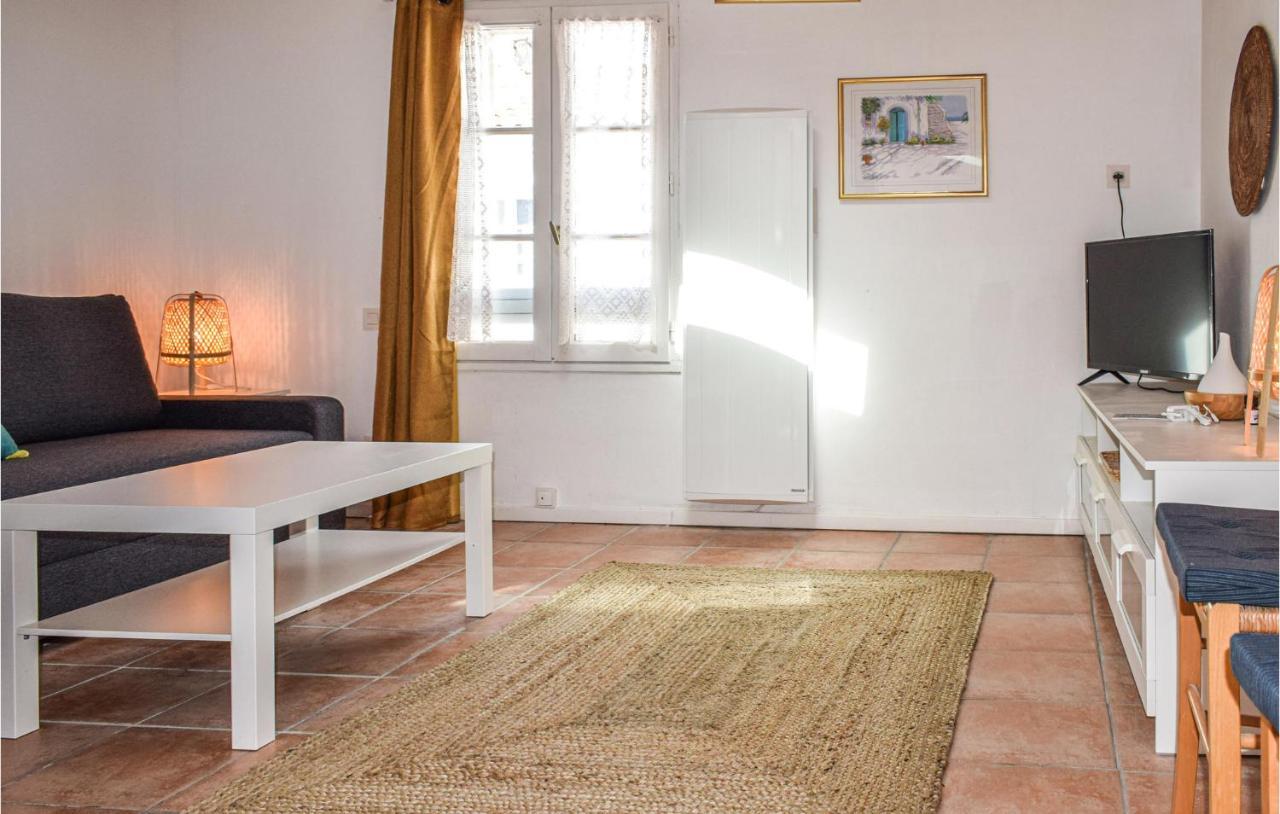 Apartment In Noirmoutier-en-lile With Wifi *